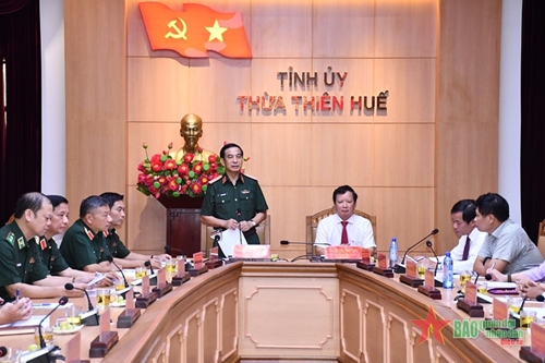 Đại tướng Phan Văn Giang làm việc với tỉnh Thừa Thiên Huế và một số đơn vị trên địa bàn